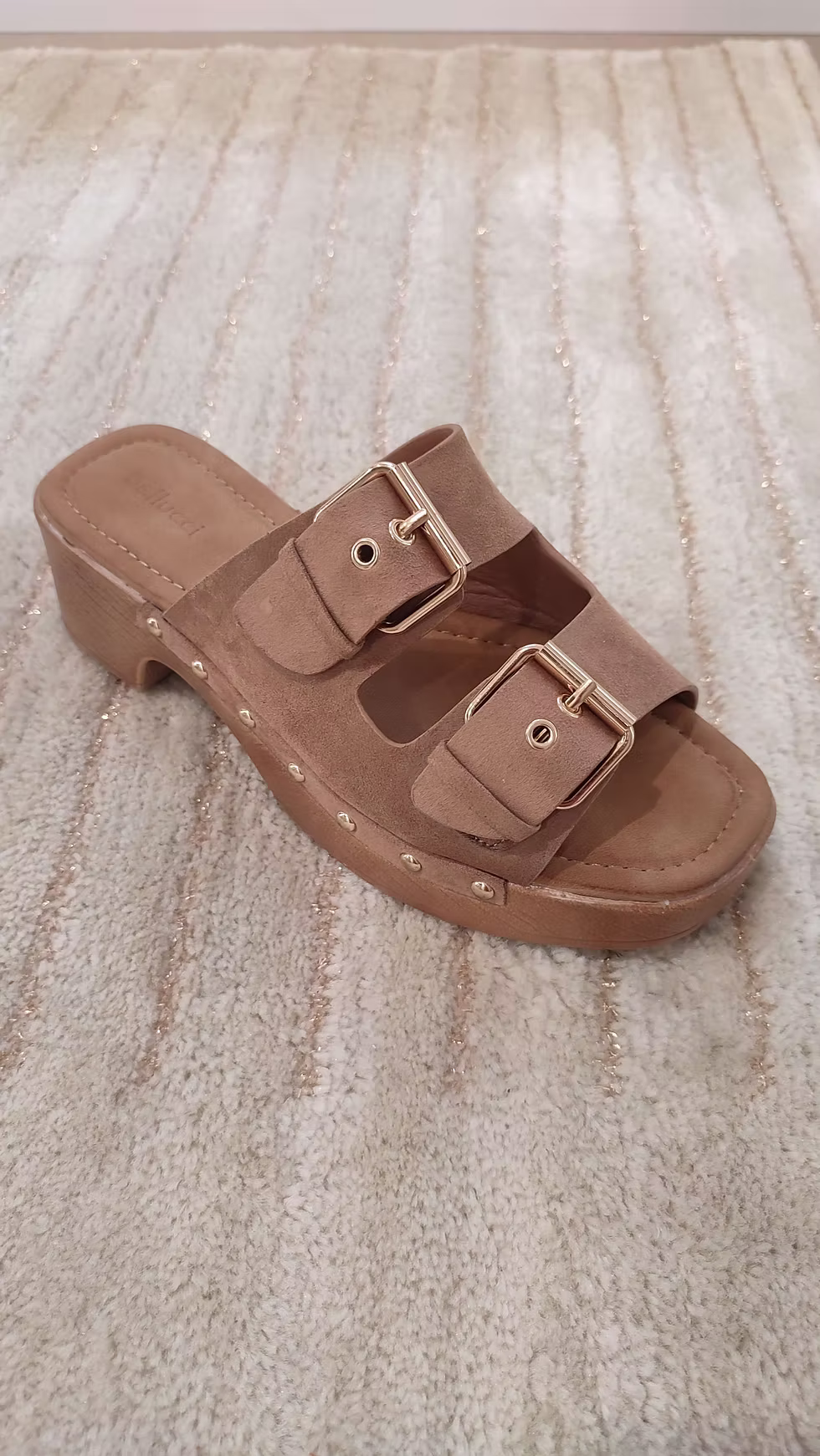 Sabot mule camel