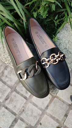 Mocassin noir ou kaki